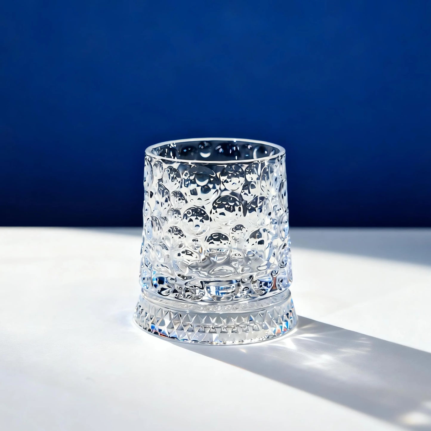 Ziptred™ 360° Spinning Crystal Whiskey Glass – Premium Rotating Tumbler Gift