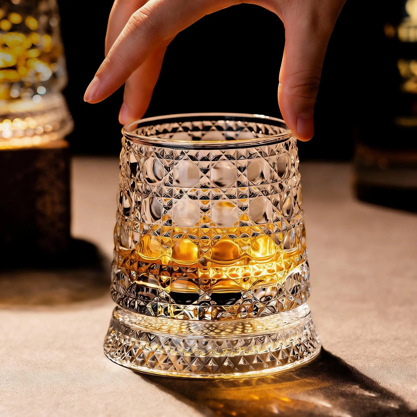 Ziptred™ 360° Spinning Crystal Whiskey Glass – Premium Rotating Tumbler Gift